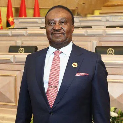 A Ordem dos Enfermeiros de Angola (ORDENFA) manifesta o seu profundo pesar pelo falecimento de Fernando da Piedade Dias dos Santos, carinhosamente conhecido por “Nando”,